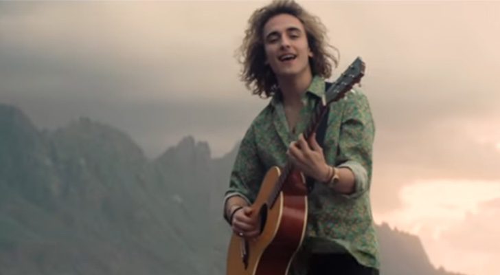 Manel Navarro en el videoclip de "Do It For Your Lover"