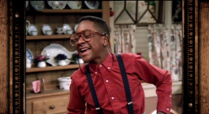 Jaleel White interpretando a Steve Urkel en 'Cosas de casa'