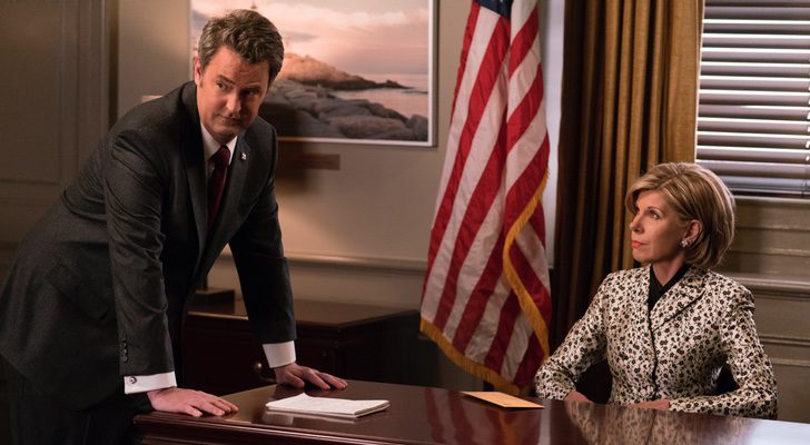 Escena de 'The Good Fight' con Matthew Perry y Christine Baranski