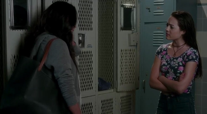 Addison junto a Emily