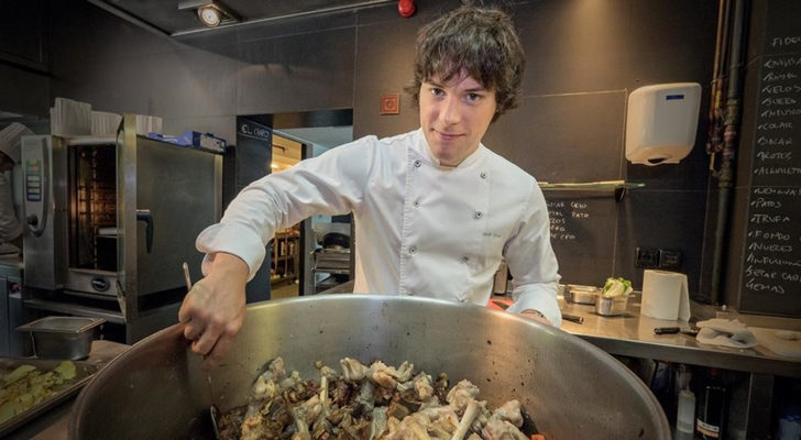 Jordi Cruz cocinando