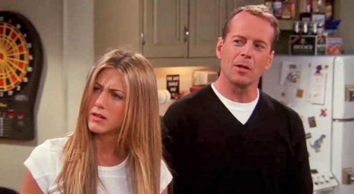 La relación de amistad que tenía con Matthew Perry, llevó a Bruce Willis a participar en 'Friends'