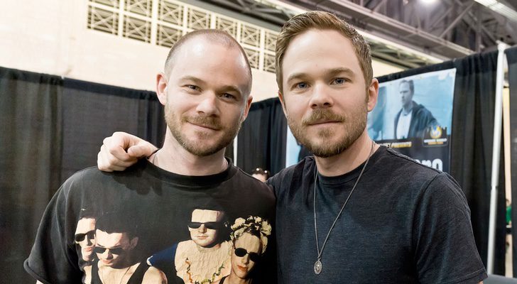  Aaron y Shawn Ashmore posando juntos