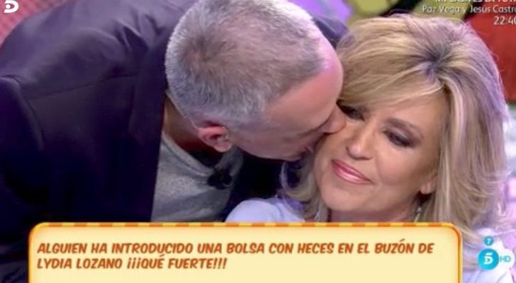 Kiko Hernández besa a Lydia Lozano en 'Sálvame'