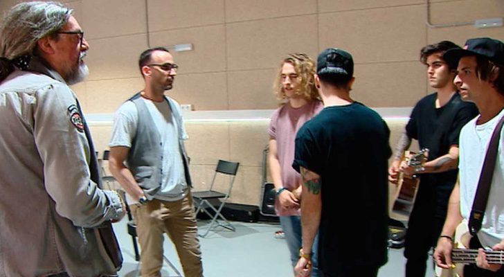 Hans Pannecoucke con Manel Navarro y su equipo