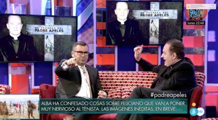 Jorge Javier Vázquez y el Padre Apeles en el plató de 'Sábado deluxe'