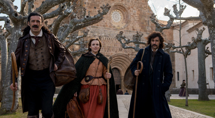 Nacho Fresneda, Aura Garrido y Hugo Silva en la tercera temporada de 'El ministerio del tiempo'