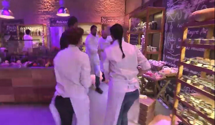 Marcano se resbaló con el agua de los bogavantes en &#39;Top Chef&#39; y terminó en el suelo