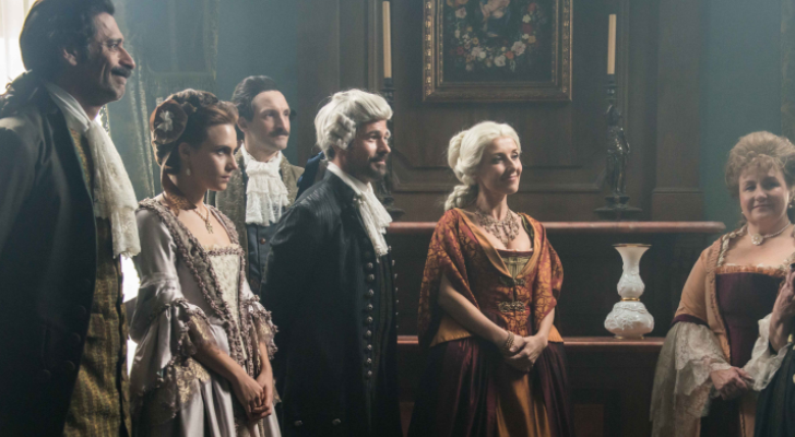 La serie se caracteriza por su acidez y humor