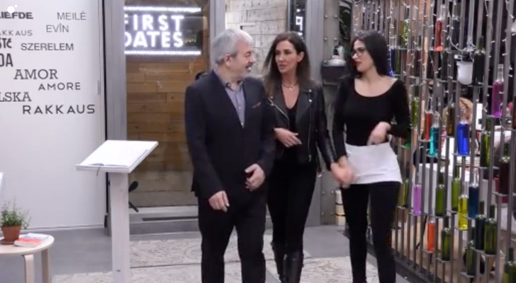 Carlos Sobera, Elsa Anka y su hija, Lidia Torrent en 'First dates'
