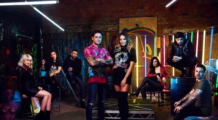 Presentadores y tatuadores de 'Tattoo a dos'