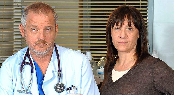 Jordi Rebellón y Blanca Portillo en 'Hospital Central'