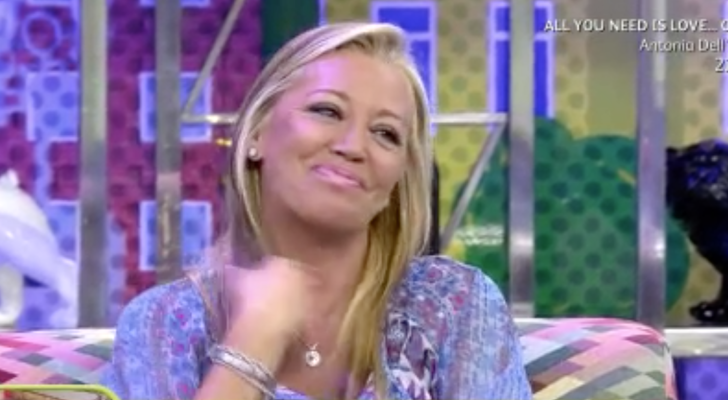 La colaboradora, feliz ante su esperado aprobado