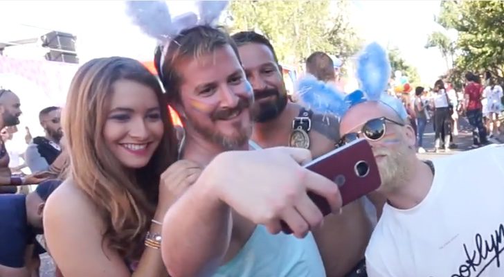 Carlota Boza con sus fans en el World Pride 2017