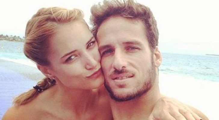 Alba Carrillo y Feliciano López, cuando estaban juntos, en la playa