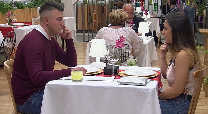 Andrea y Christian a punto de cenar juntos en 'First Dates'