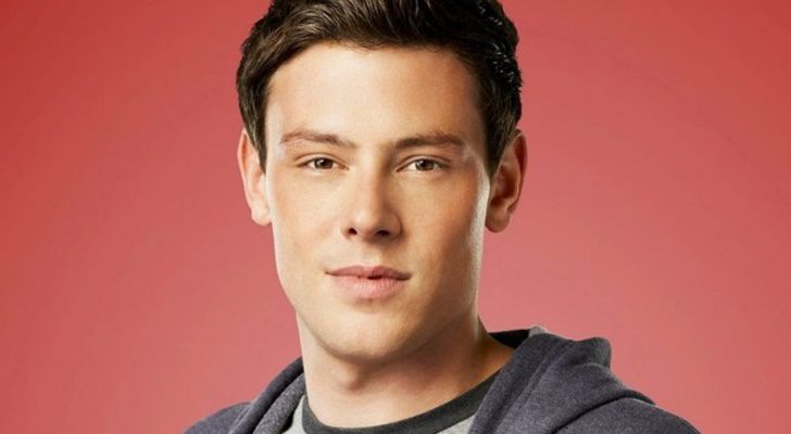Cory Monteith en una imagen promocional de 'Glee'