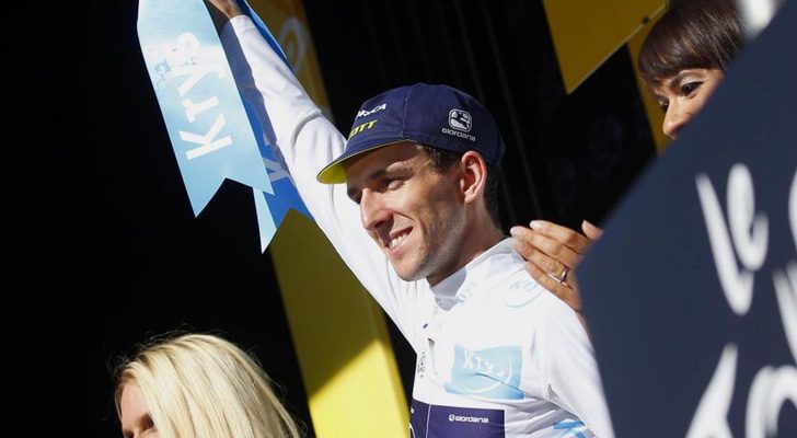 Simon Yates gana la etapa de el Tour de Francia