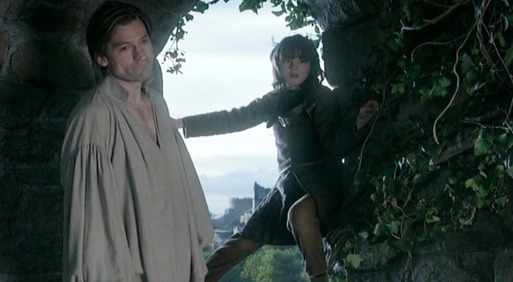 Jaime Lannister arroja por la ventana a Bran Stark