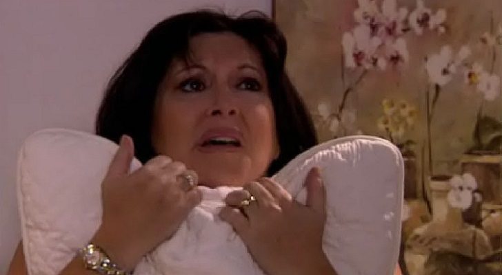 Paloma atemorizada por la niña del ático en 'Aquí no hay quien viva'