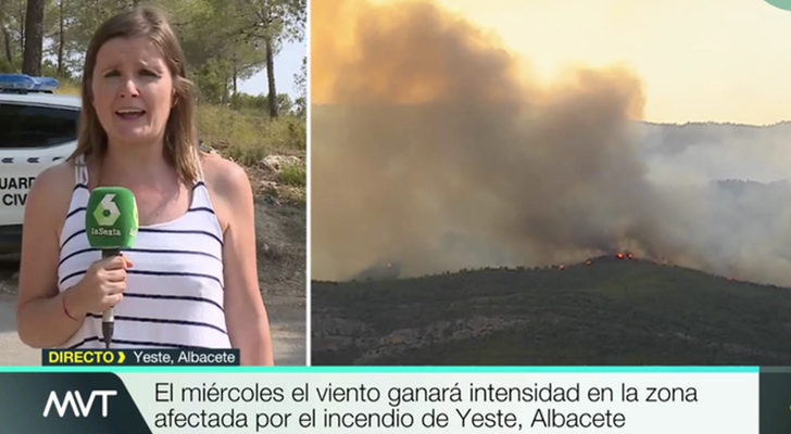 Laura Llamas, reportera de 'Más vale tarde', informa sobre el incendio de Yeste en Albacete