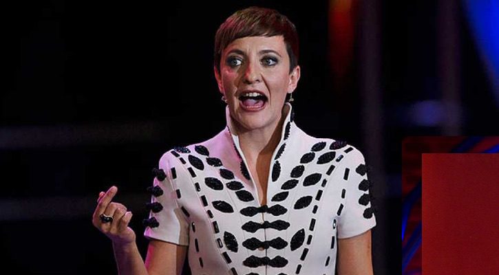 Eva Hache presentando los Premios Goya