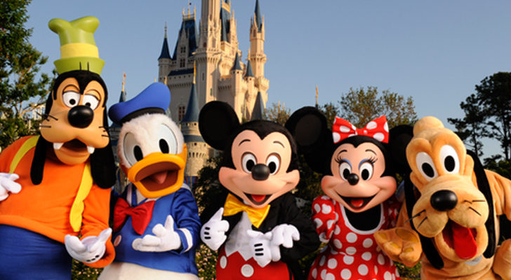 Goofy, Donald, Mickey Mouse, Minnie Mouse y Pluto