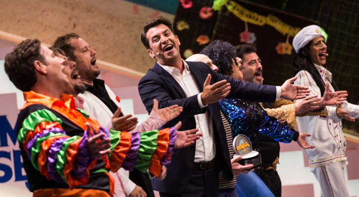 Arturo Valls presenta 'Me resbala', el concurso de Antena 3