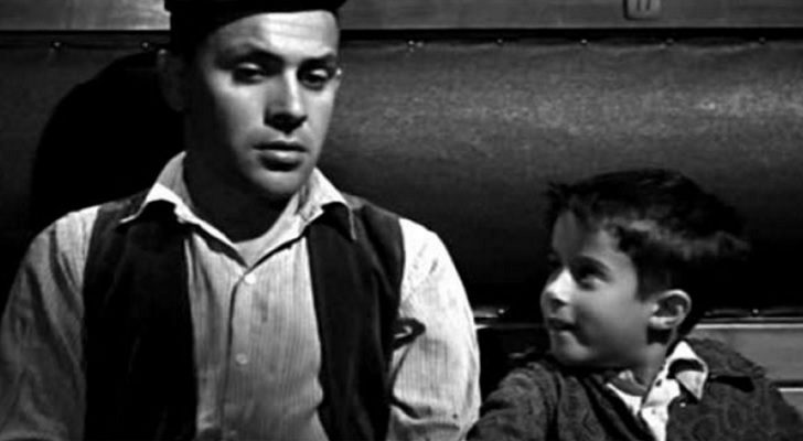 José Luis Ozores en la película "Recluta con niño"