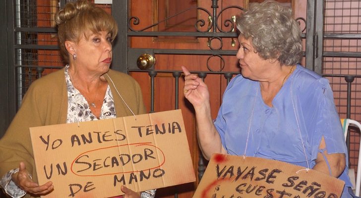 Aquí no hay quien viva