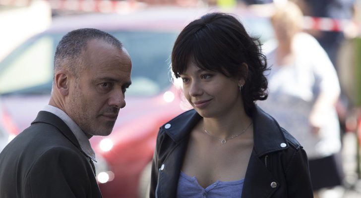 Anna Castillo y Javier Gutiérrez en 'Estoy vivo'