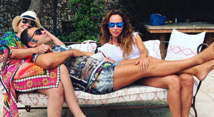 Jorge Javier con sus compañeras durante este verano