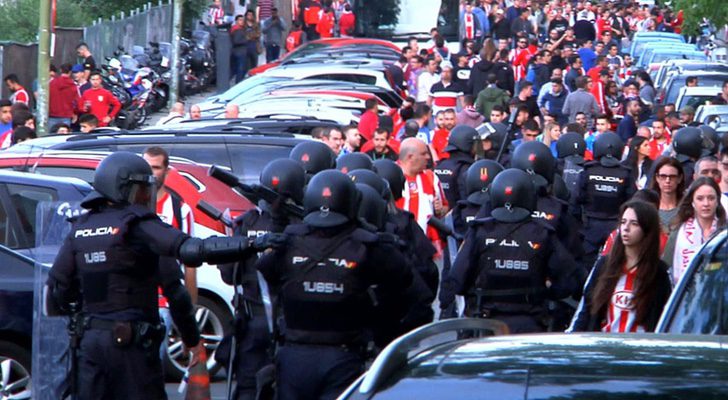 Dispositivo policial para el partido entre Atlético de Madrid y Real Madrid
