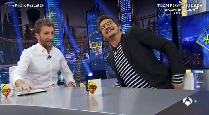 Pedro Pascal junto a Pablo Motos en 'El Hormiguero'