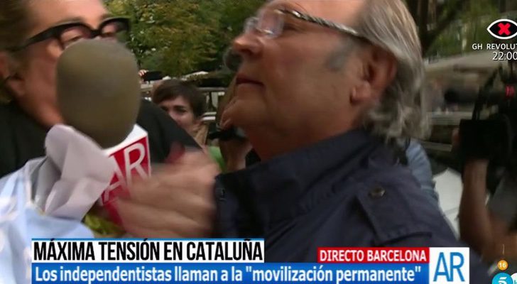 Mayka Navarro tiene que separar a dos personas en 'El programa de Ana Rosa'