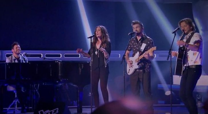 Los coaches interpretando el nuevo tema de 'La Voz 5'