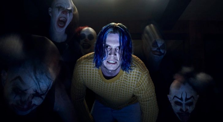 Evan Peters es Kai en 'American Horror Story: Cult'