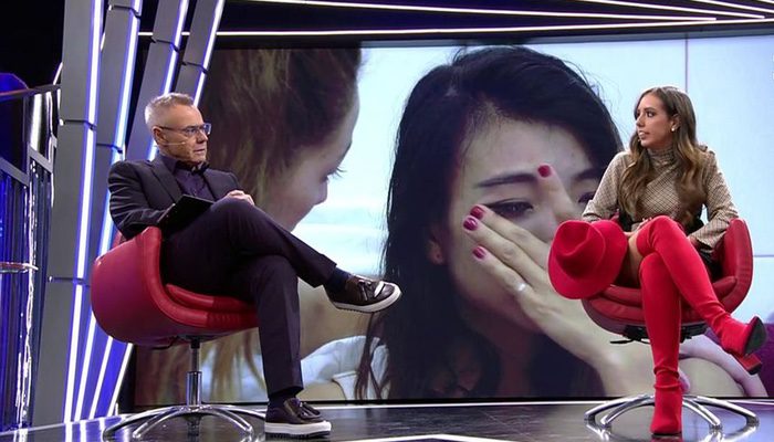 Jordi González y Nerea en el plató de 'GH Revolution: El Debate'