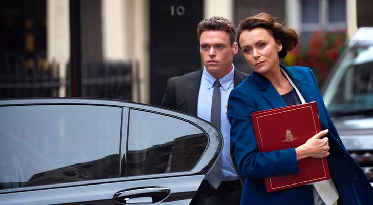 Primera imagen de Richard Madden y Keeley Hawes en el rodaje de 'Bodyguard' en Londres.