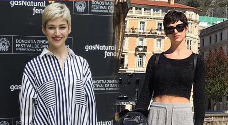 Úrsula Corberó en el Festival de cine de San Sebastián, teñida de rubio (izquierda) y con el pelo moreno, en una fotografía publicada en su cuenta de Instagram (derecha)