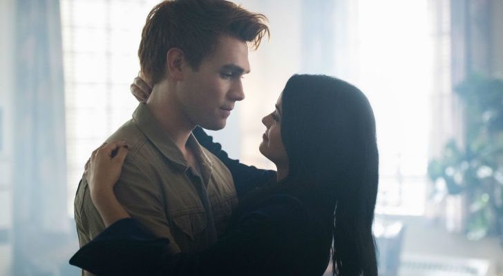 Archie Andrews y Veronica Lodge en 'Riverdale' 