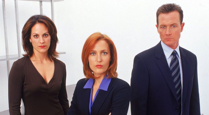 Los agentes Reyes, Scully y Doggett de la serie 'Expediente X'