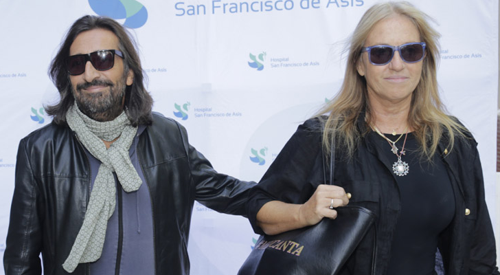 Antonio Carmona junto a su mujer, Mariola Orellana