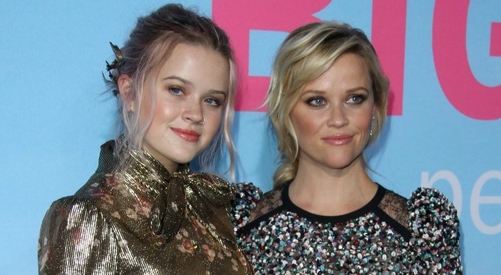 Reese Witherspoon y su hija en el evento de Elle