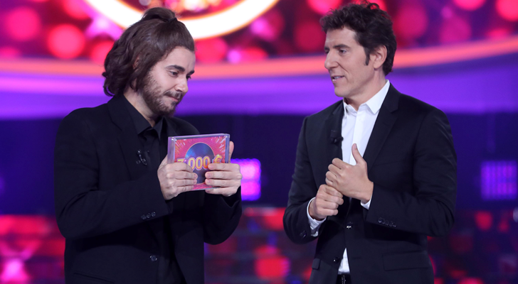 Miquel Fernández como Salvador Sobral en 'Tu cara me suena'