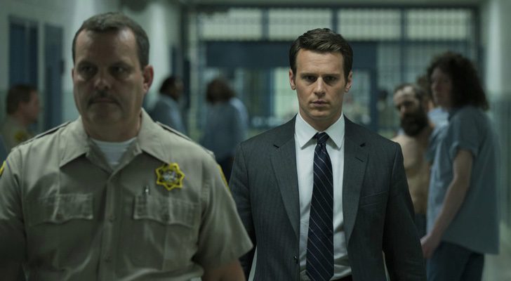 Jonathan Groff en el papel de Holden Ford, agente especial del FBI, en la serie policiaca de Netflix, &#39;Mindhunter&#39;