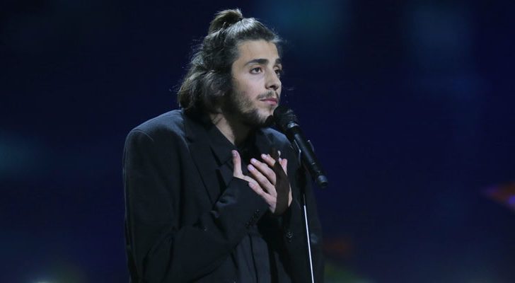 Salvador Sobral (Eurovisión 2017) permanece unido a un corazón artificial