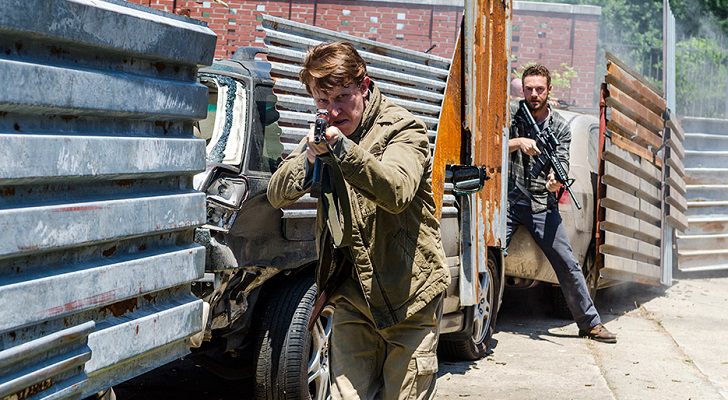 Eric se enfrenta a los Salvadores en &#39;The Walking Dead&#39;