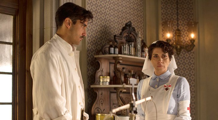 Álex García y Cristina Borrachero en &#39;Tiempos de guerra&#39;.