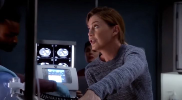 Meredith atiende a un paciente en 'Anatomía de Grey'